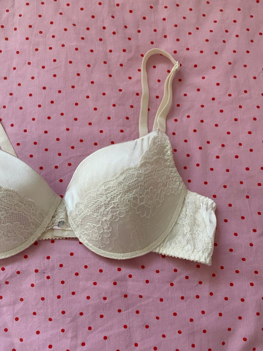 Triumph Ivory Silk Satin & Lace Push-Up Bra 36B